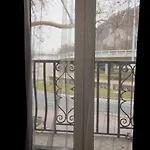 Elisabeth Bridge Apartmans *
