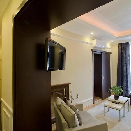 Elisabeth Bridge Apartmans * Budapešť