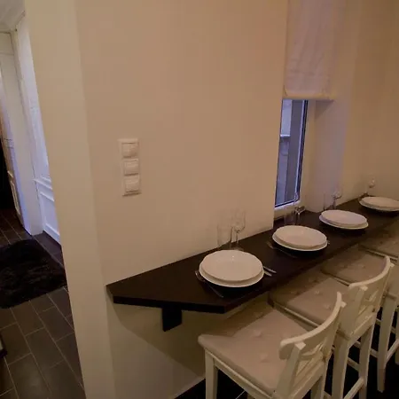 Elisabeth Bridge Apartmans * Budapesta