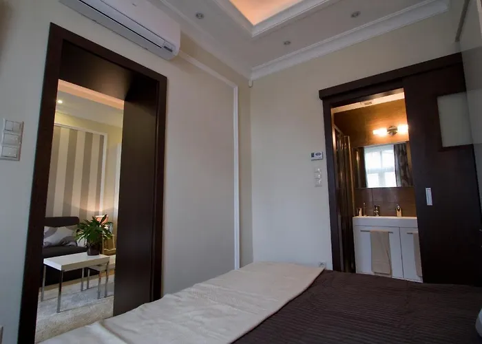 Elisabeth Bridge Apartmans *